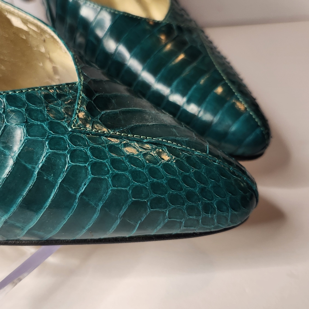 SALE! J.Renee Teal Snakeskin Heels - Picture 7 of 16